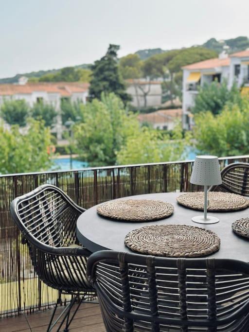 The Golden Oak In Calella Centre - 100M From Beach Palafrugell Eksteriør billede